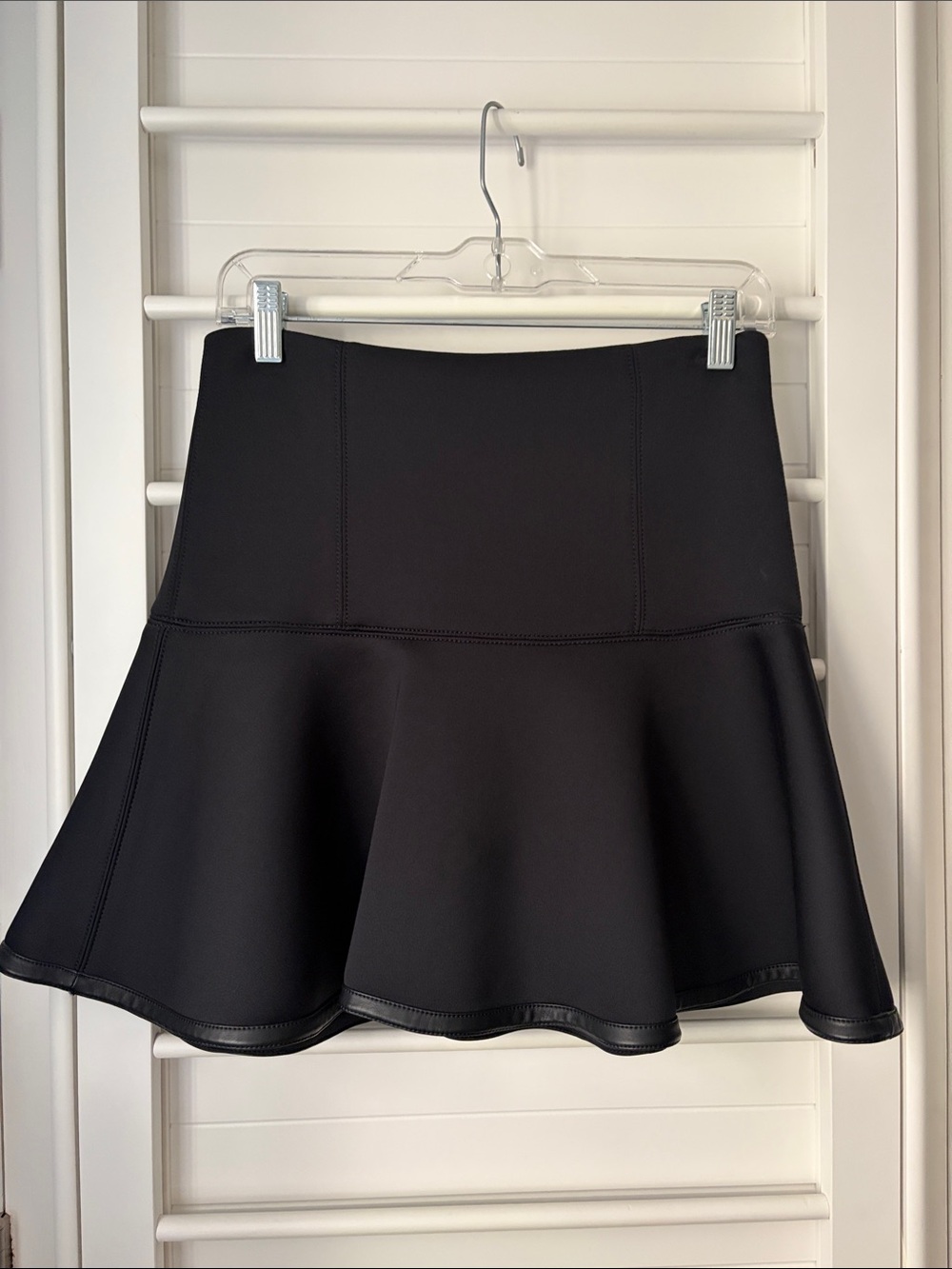 Club Monaco Black Flared Skirt